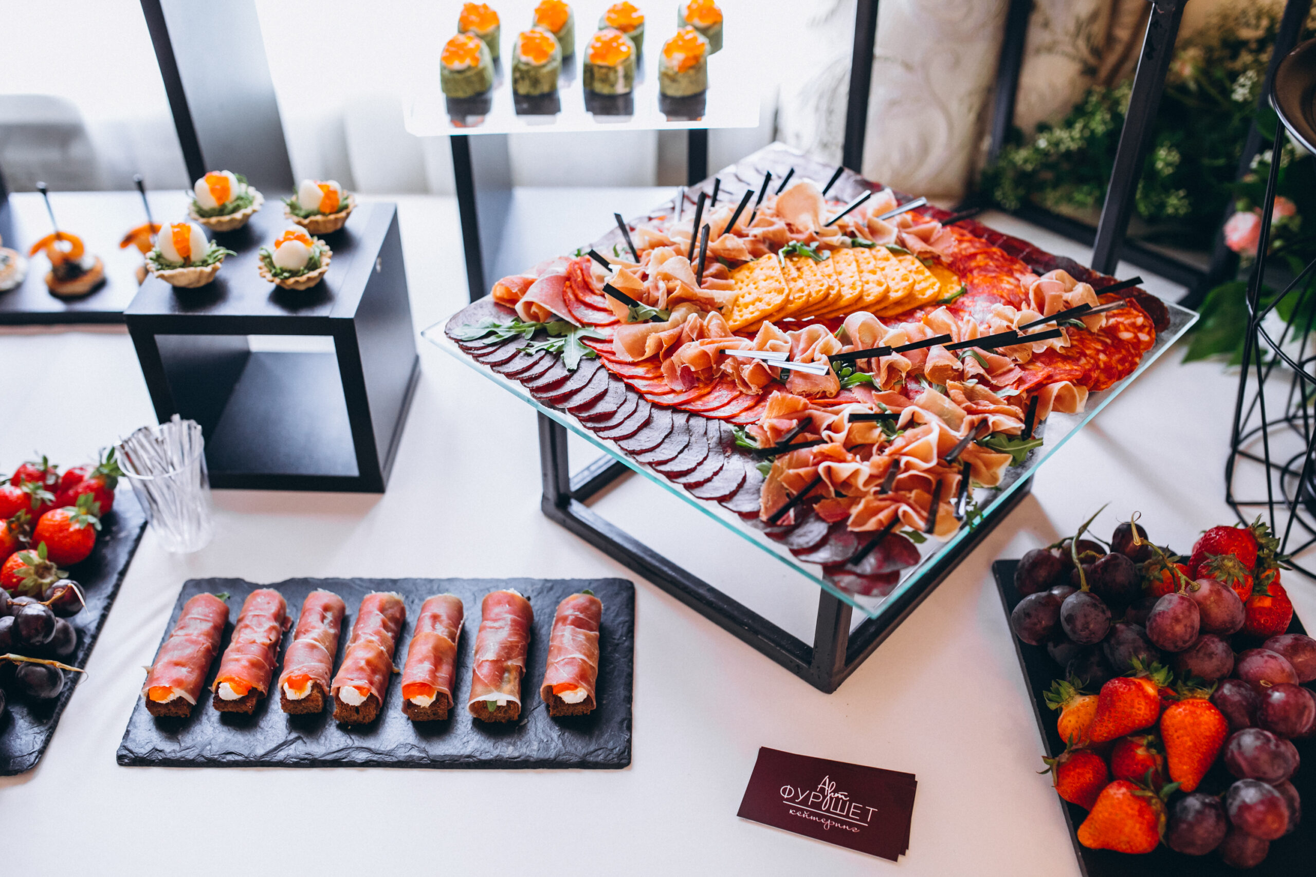 LA POCH'ADOUILLE Table de collations et desserts de mariage